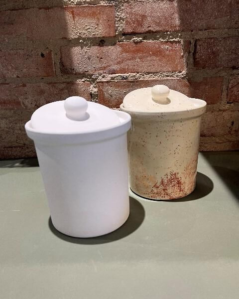 Lille krukke m/låg mål: H13 cm. 269 kr